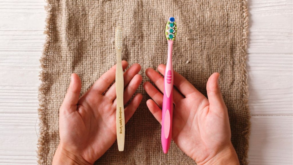 5 Reasons Why Wooden Toothbrushes Beat Their Plastic Alternatives